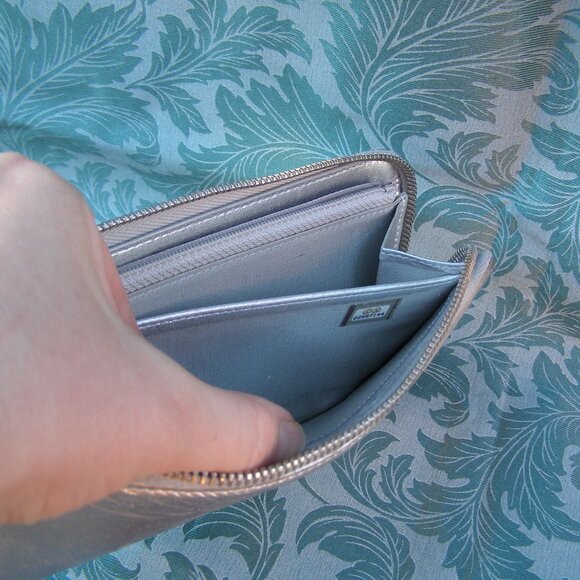 RARE Authentic CHANEL Silver Leather Wallet EUC with Card - Picture 11 of 15